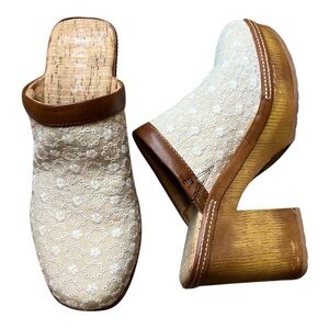 Korks Lori Congo Platform Embroidered Boho Slip On Heel Clogs & Beige Tan SZ 8